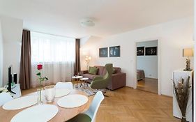 Prague Days - Modern Apartment - New Town